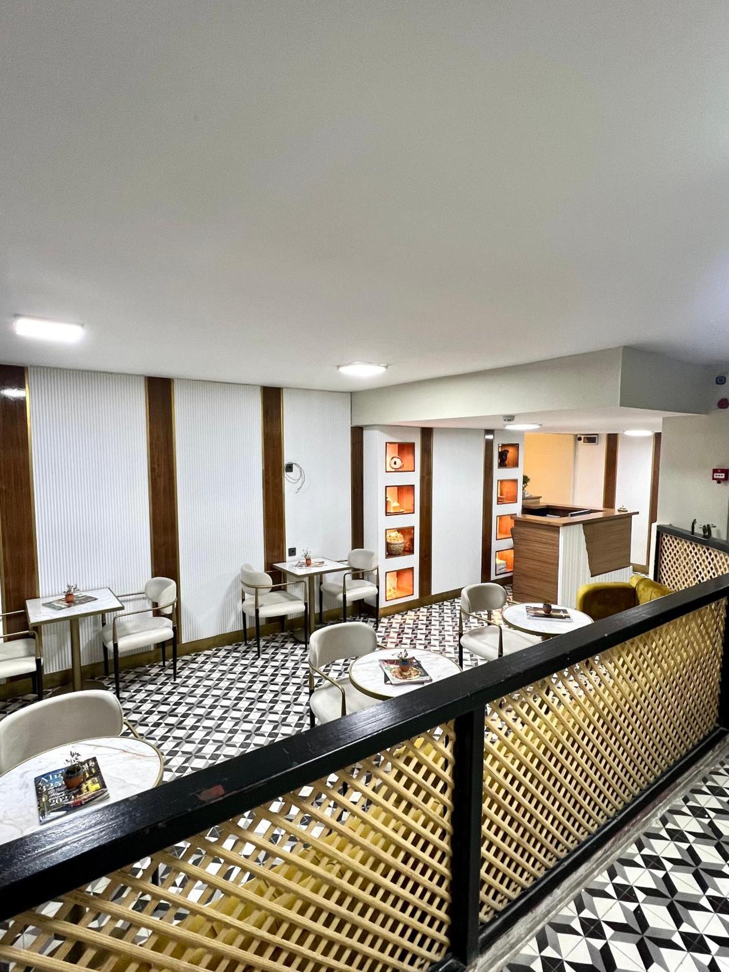 Besiktas Guest House Provincia di Istanbul Esterno foto