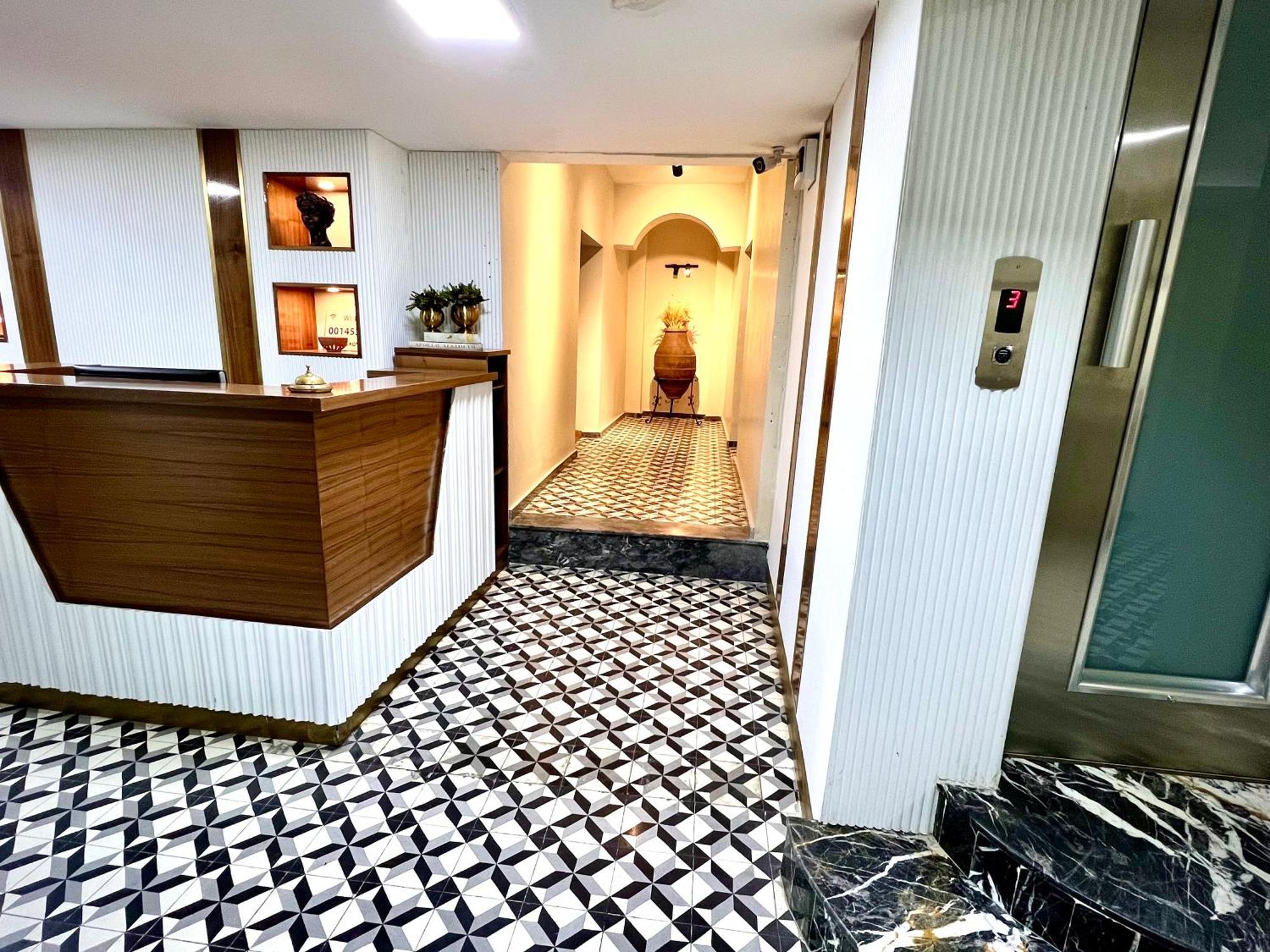 Besiktas Guest House Provincia di Istanbul Esterno foto