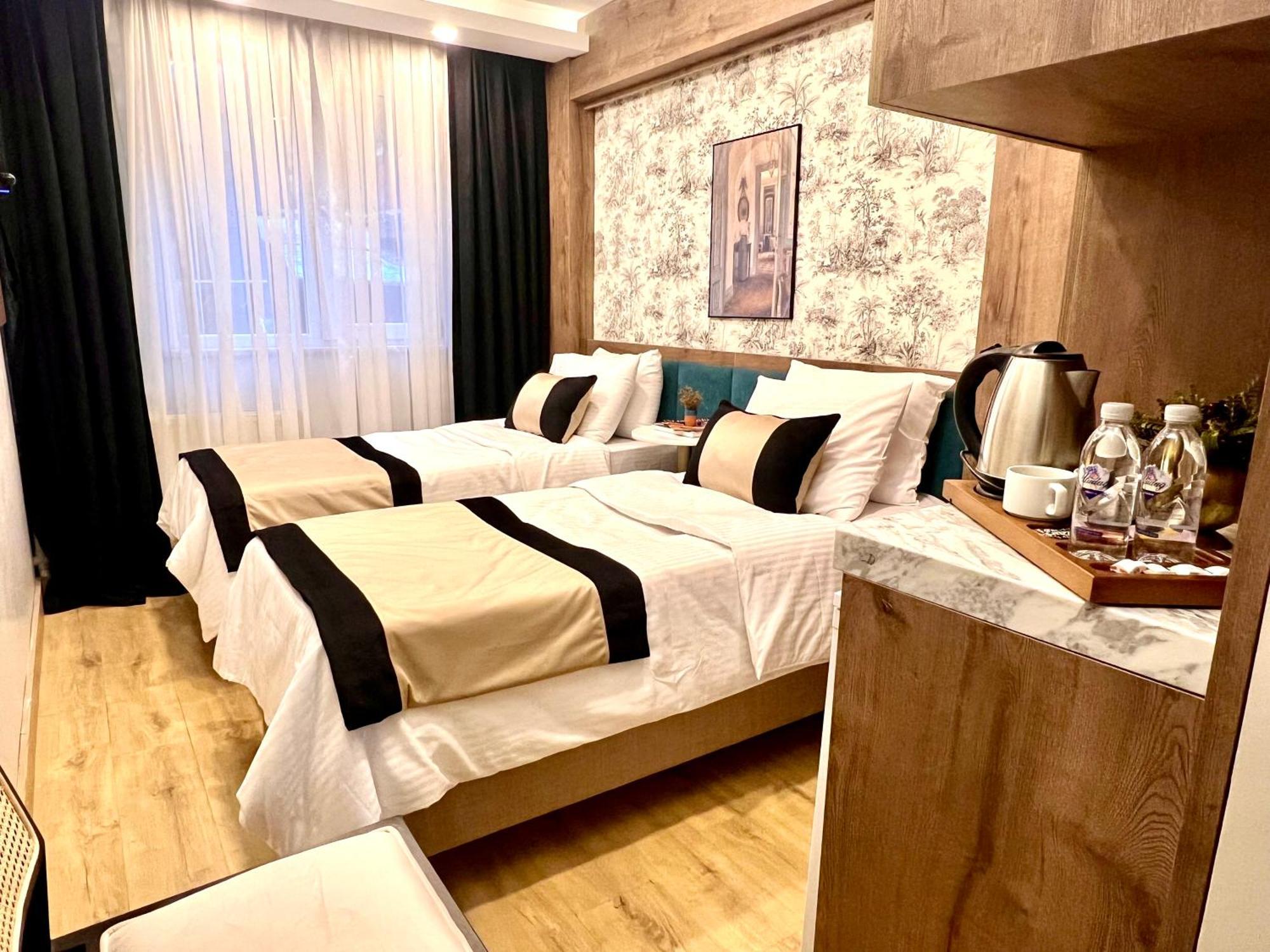 Besiktas Guest House Provincia di Istanbul Esterno foto