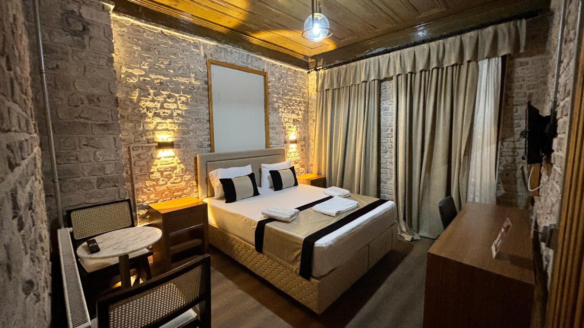 Besiktas Guest House Provincia di Istanbul Esterno foto