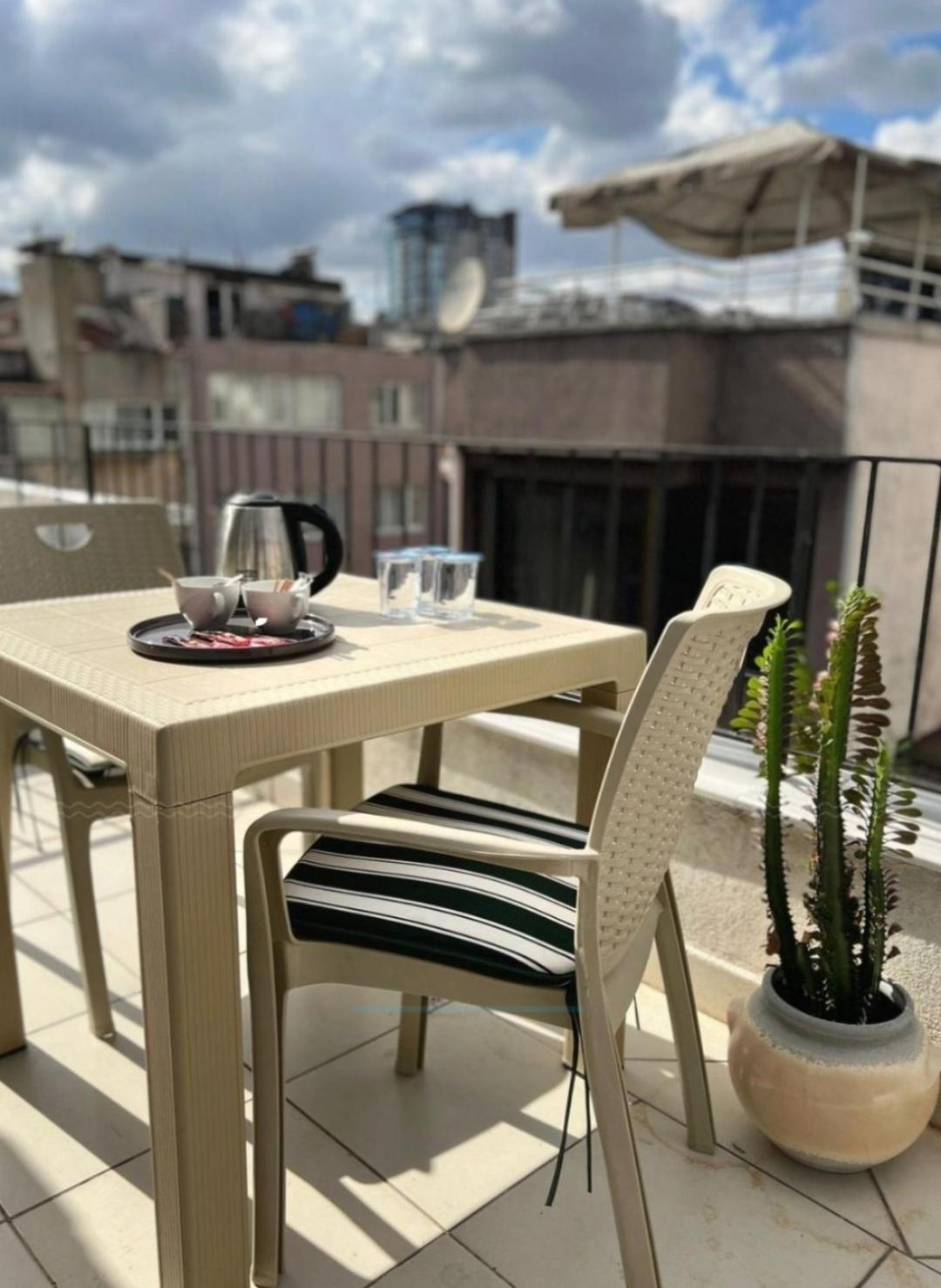 Besiktas Guest House Provincia di Istanbul Esterno foto