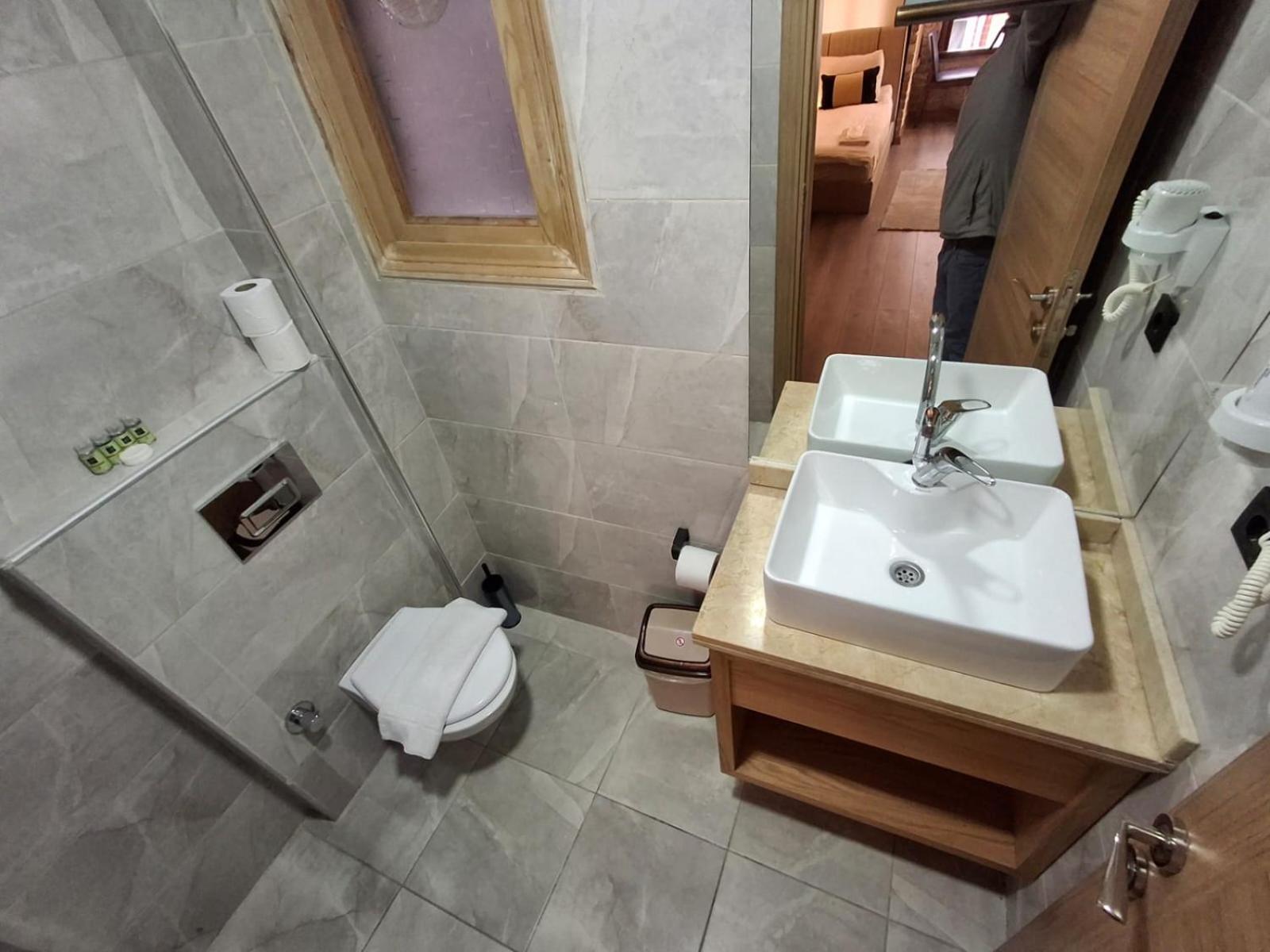 Besiktas Guest House Provincia di Istanbul Esterno foto