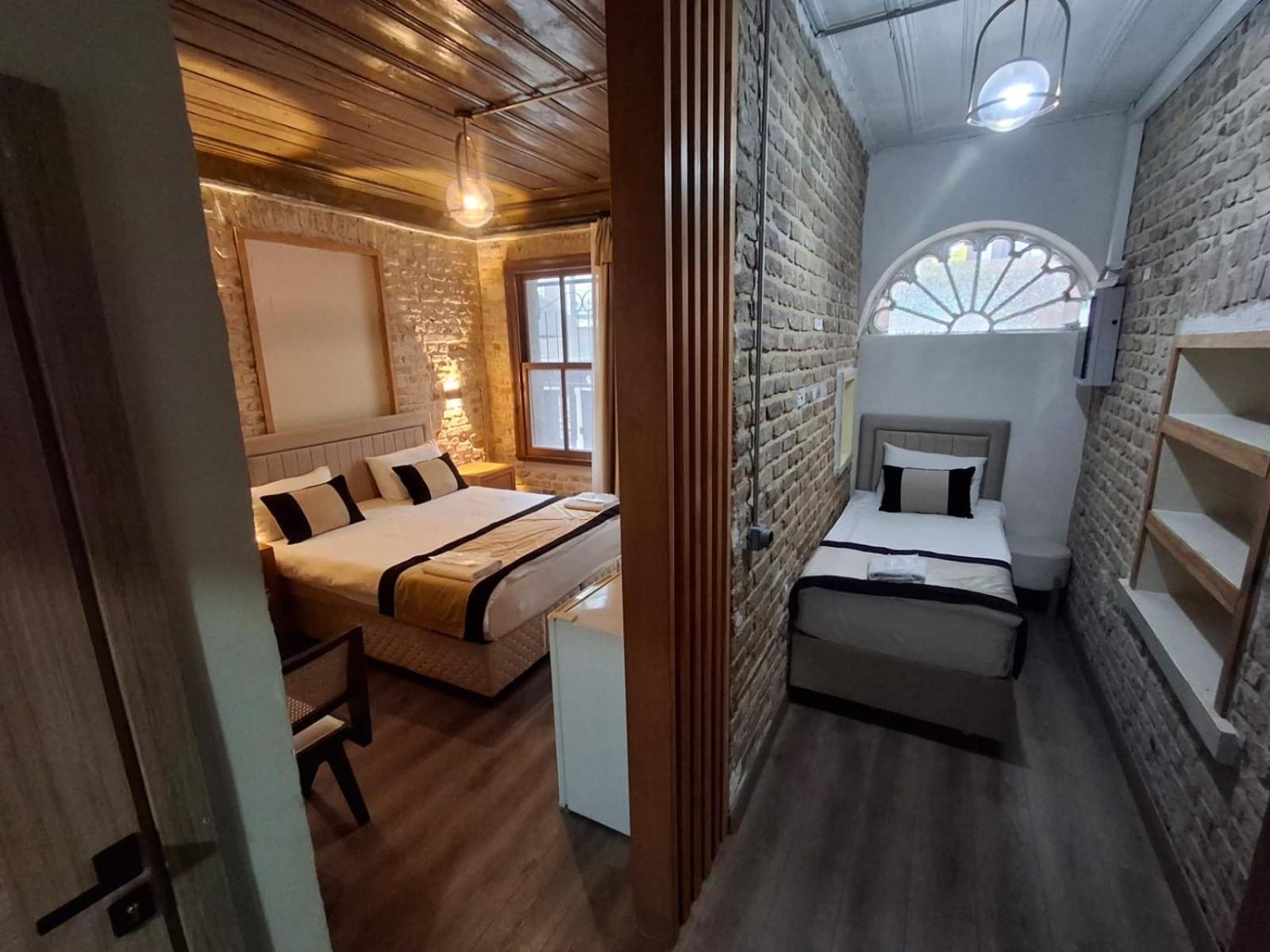 Besiktas Guest House Provincia di Istanbul Esterno foto